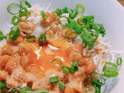 ズボラ飯!時短!しらす納豆丼